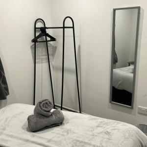 Sleek 2 Bed Oasis Croydon, Sleeps 6