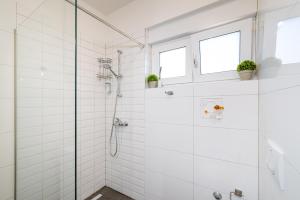 Apartments with parking space Nin, Zadar - 24014