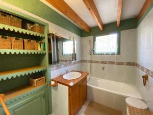 Maisons de vacances holiday home, Grayan-et-l'Hopital : photos des chambres