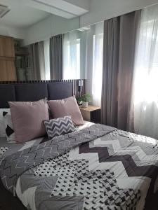 Top Floor 1BR Condo, Mesaverte