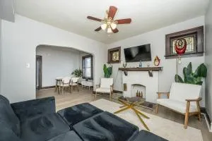 Cozy 2BR St. Louis Convenient Loc. Near Downtown - 芬顿