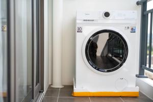 Japanese-Style Condo close Kamala Beach