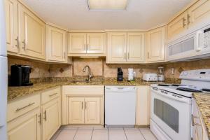 Phoenix III 3063 condo