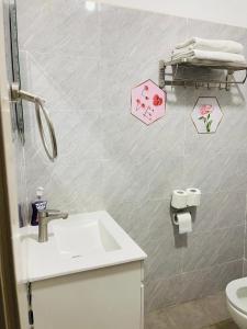 Super Studio Kileleshwa with GYM,balcony & Netflix