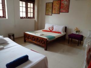 Paradise Galle