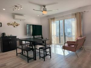 Chic, Cozy & Comfort Modern Room