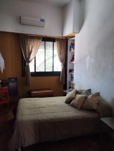 Casa amplia y luminosa con gran terraza y parrilla