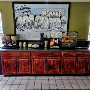 Super 8 by Wyndham Denver Central