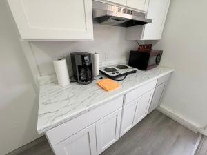 Vegas Apt 10 Mins to The Strip