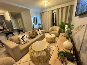 Centurion La Creme Apartment II