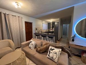 Centurion La Creme Apartment II