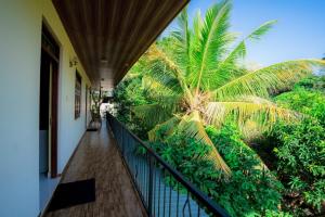 Suwani Pinnawala Homestay