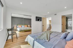 Luxe Townhome Newly-Built