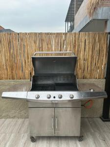 2BD Canggu Center - 3 min to beach - Rooftop & BBQ - Breakfast & dinner - Modern & Luxury