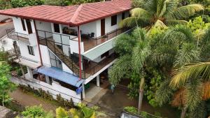 Suwani Pinnawala Homestay