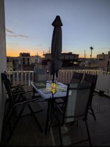 New central apartment close to promenade