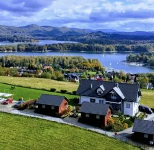 ,,KICZARA" Domki na Punkcie Widokowym POLAŃCZYK z widokiem na Jezioro Solińskie i góry-klimatyzacja - Hoczew