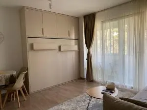 Golden Nook - Drpe Mandića