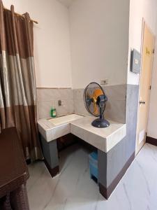 JAI Guesthouse by Honda Bay Rm 1