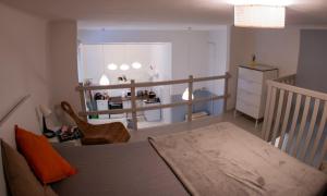 KLAU33 Apartment In Party District