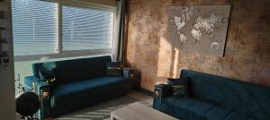 198 Headwards Retreat