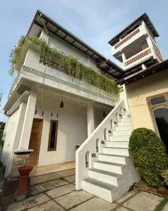 Watukarung Kaderi's Home - Pacitan