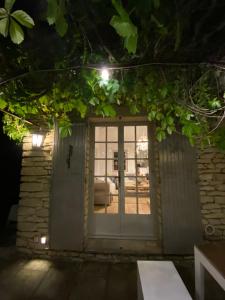 Villas villa avec piscine a Gordes, en Provence : photos des chambres