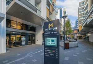 Close to Airport & CBD Modern Apartment
