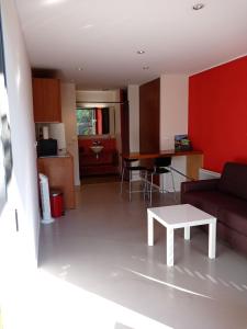 Appartements Studios Colores Pont Roman : photos des chambres