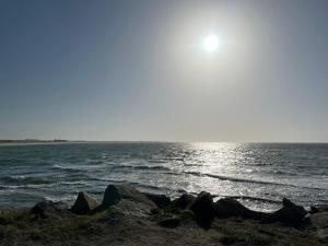 Il y a le ciel, le soleil, et la mer 4 chambres