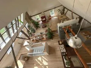 Onder de lindebomen - Leuvenheim