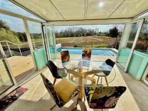 Villas Maison des Chenes 64 - Entire house with Heated Pool & Spa : photos des chambres