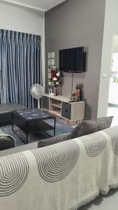 Family home close to city center