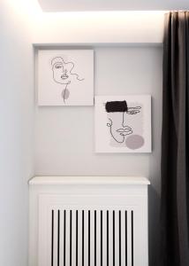 Bright space with street view, near Acropolis