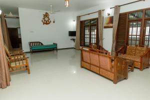 Anchorage Villa
