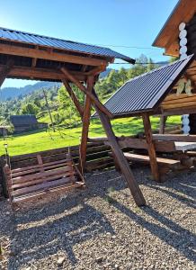 Маєток У ҐАЗДИ