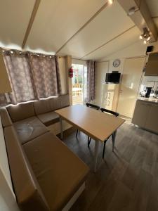 Les mobil homes de NOLY TV CLIM 6places