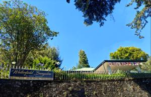 Waterfield Bungalow by Liyozi Leasiure