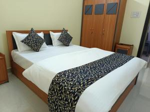 Hotel Silver Park and Restaurant