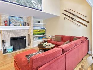 Sunrise Timberline A2 - Ski Shack Brought to you by GetAway Vacations