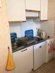 Appartements Appartement Port Frejus avec Loggia et acces Plages a pieds : photos des chambres