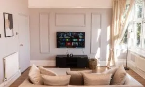 Luxuria Apartments 2- Bedroom Luxury Apartment - Oadby