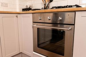 Luxuria Apartments 2- Bedroom Luxury Apartment