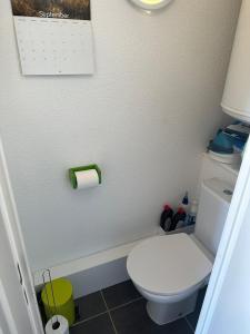 Maisons de vacances Compact vacation house in Vidauban : photos des chambres