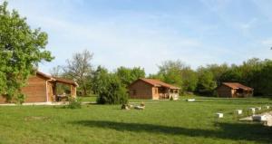 Chalets Mas d-Ambayrac chambres d- hotes et gites : photos des chambres