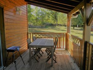 Chalets Mas d-Ambayrac chambres d- hotes et gites : photos des chambres