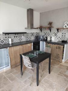 Appartement T2 en campagne - 3hvězdičkové hotely ve městě Sarrians