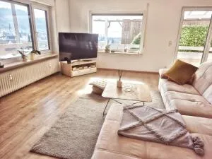 Ferienwohnung Seeliebe Bodensee mit wunderschöner Seesicht & Terrasse - 史塔卡赫