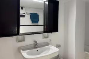 Live like a Local in Athens