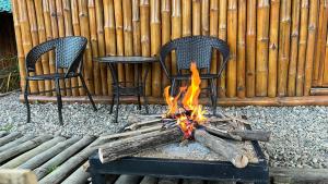 เฉินหลงเกสท์เฮ้าท์ บ้านรักไทย แม่ฮ่องสอน